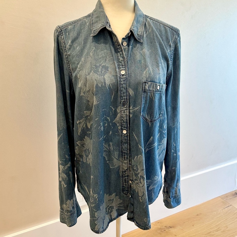 EUC Gap 1969 Flower dye denim shirt Sz L